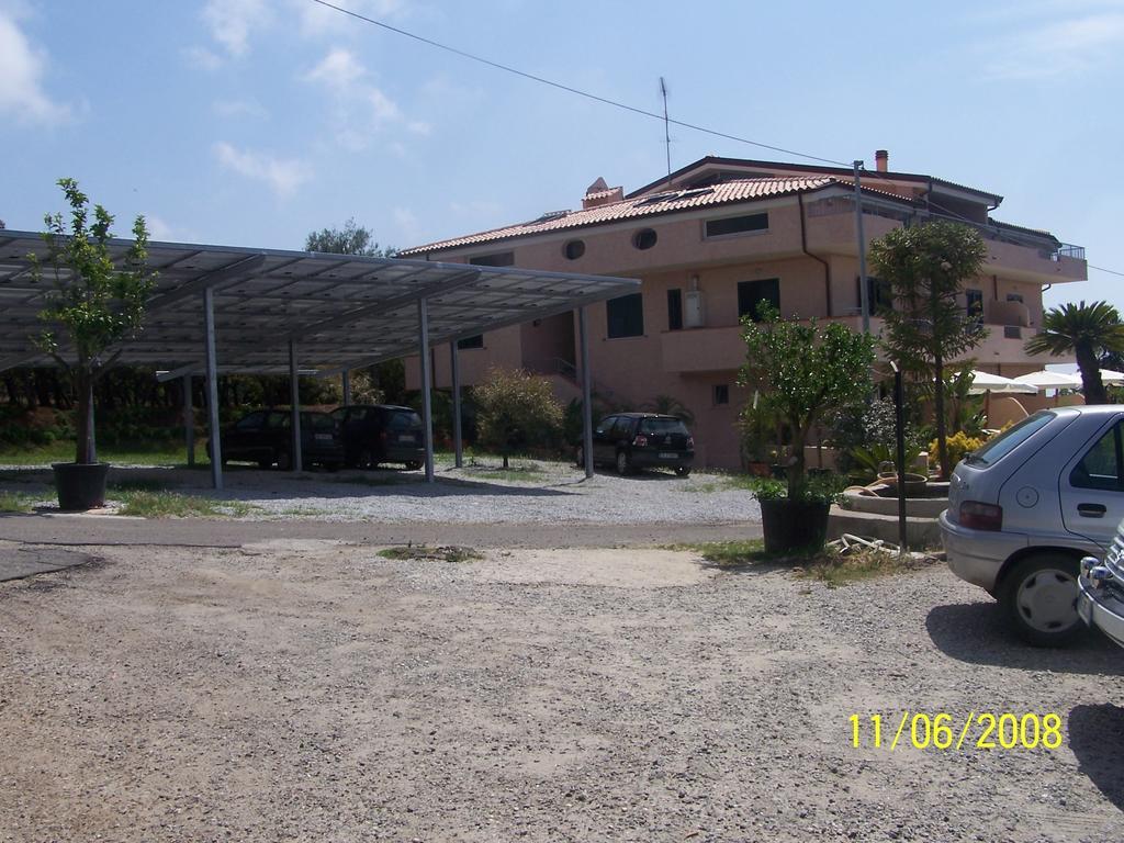 Residence Floritalia - Ricarica Auto Elettriche Santa Domenica  Dış mekan fotoğraf